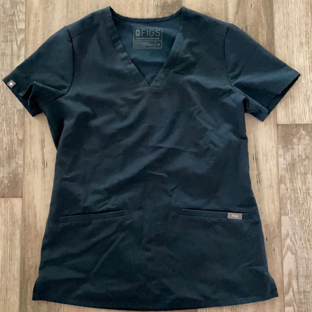Figs Scrub Top